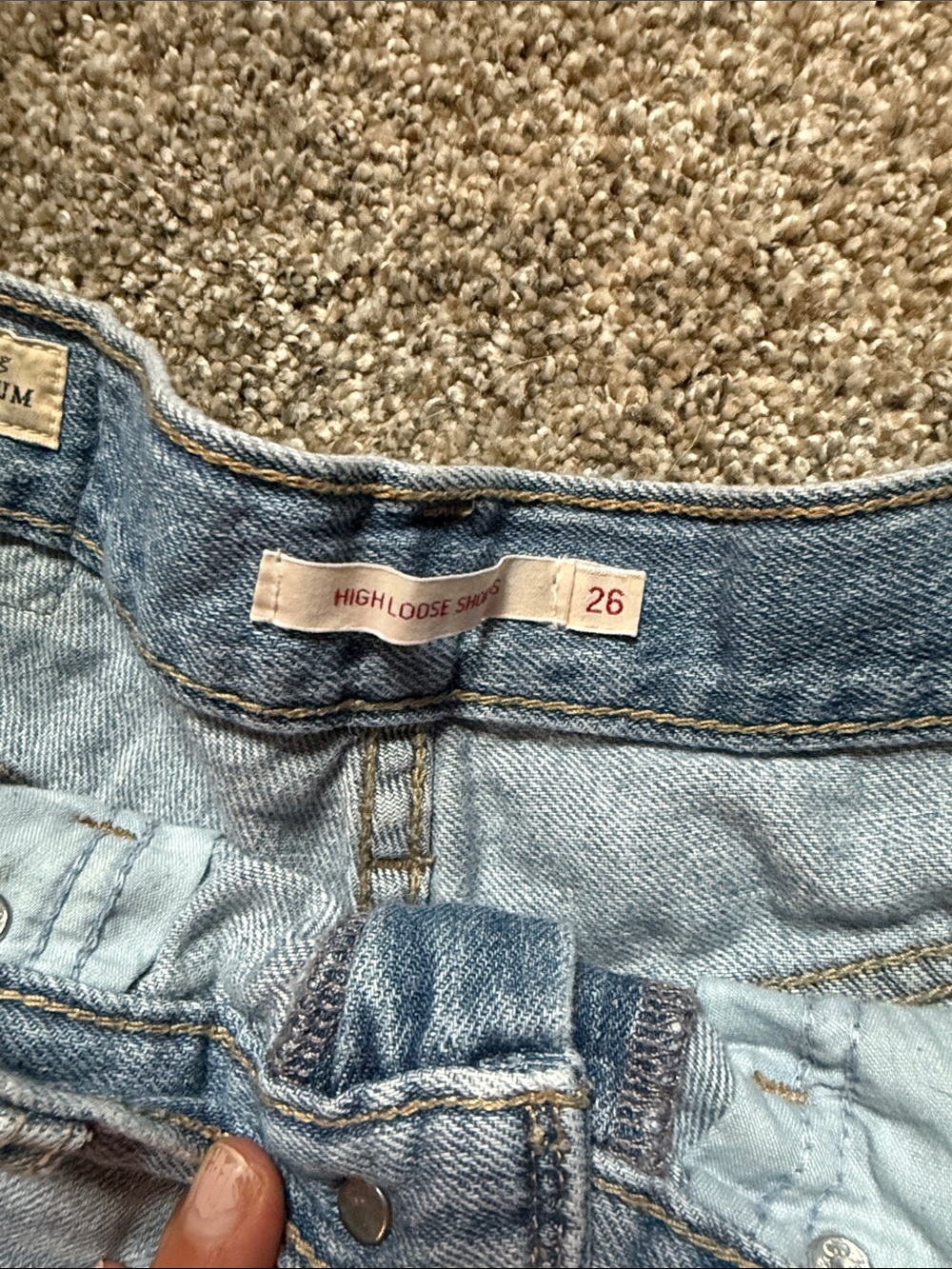 Levi's Light Wash Denim High-Rise Women's Shorts high loose 26 - Picture 3 of 4